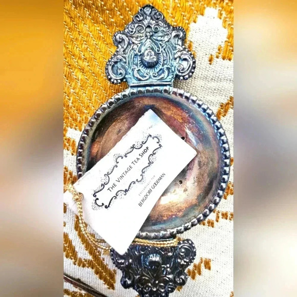 Vintage Ornate - Silver Plate Tea Strainer The Tea Shop Bergdorf - Picture 1 of 6